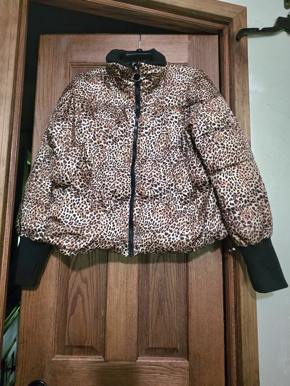 Anna Cai Y2k Cropped Puffer Bomber Leopard Print Jacket